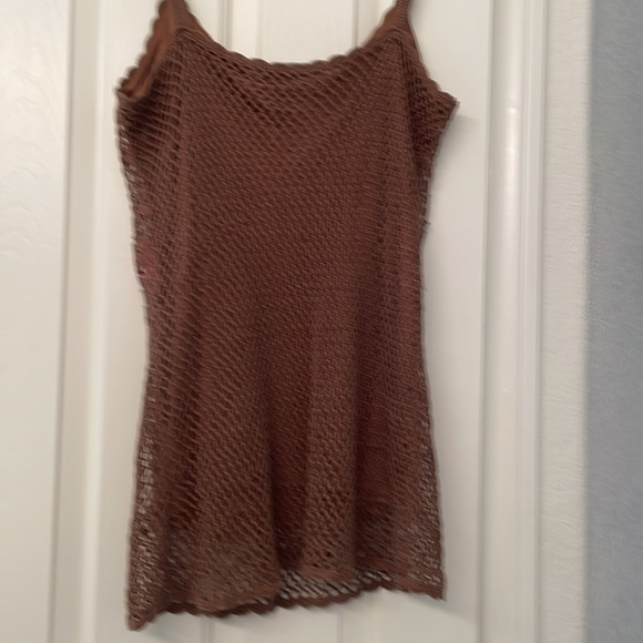 INC BROWN CROCHET TOP WITH PINK & WHITE FLOWERS, SPAGHETTI STRAPES. SIZE LARGE - Picture 3 of 5